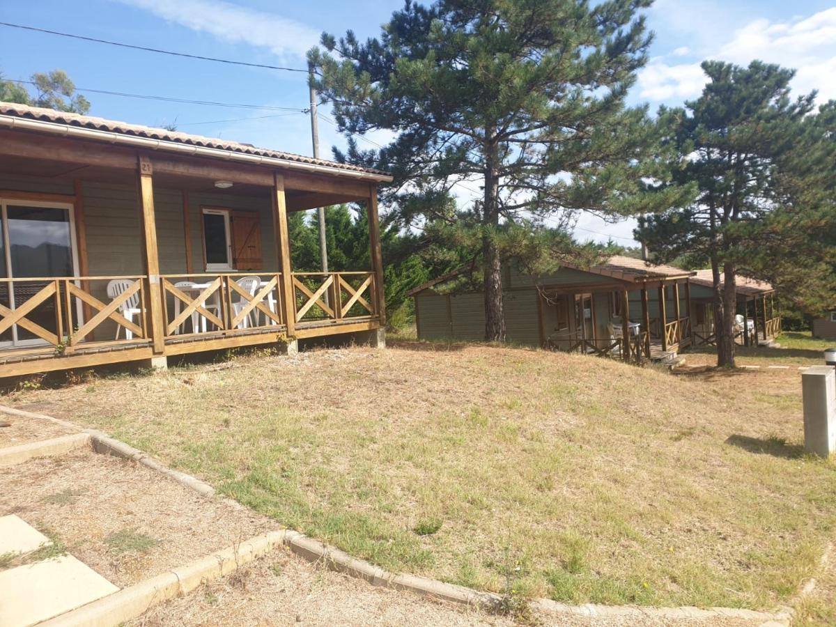 Camping Municipal La Sapinette Quillan Kültér fotó